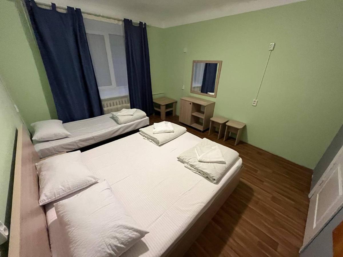 Fox Hostel Kiev Bagian luar foto