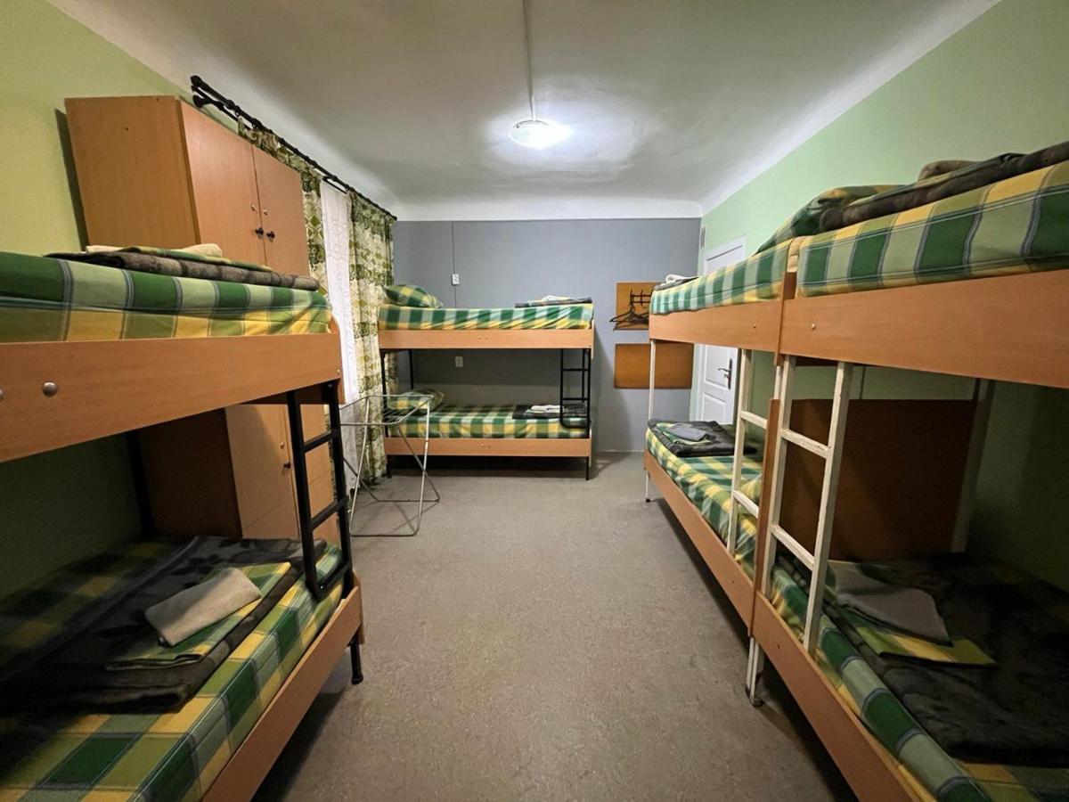 Fox Hostel Kiev Bagian luar foto